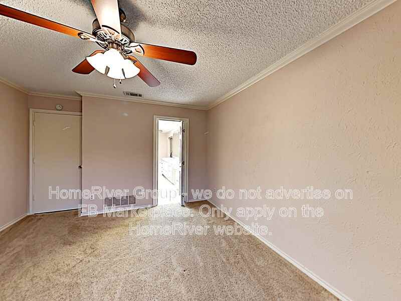 4411 Silverthorn Dr - Photo 7 of 22