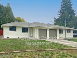 featured image of 411 E 3rd St