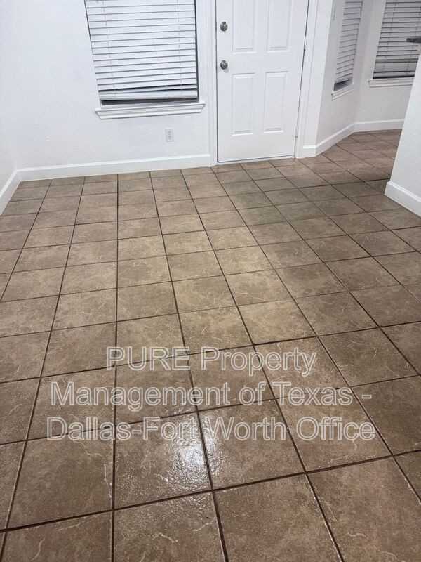 529 Mast Ct - Photo 6 of 10