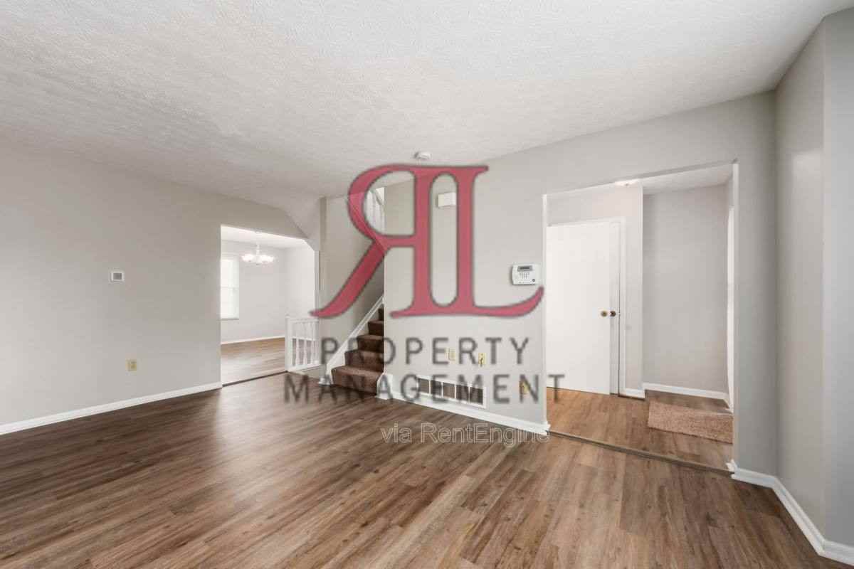 341 W 5th Ave - Photo 2 of 10
