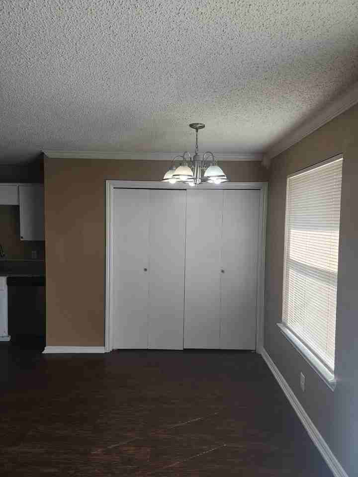 5325 Weddington Ct - Photo 7 of 16