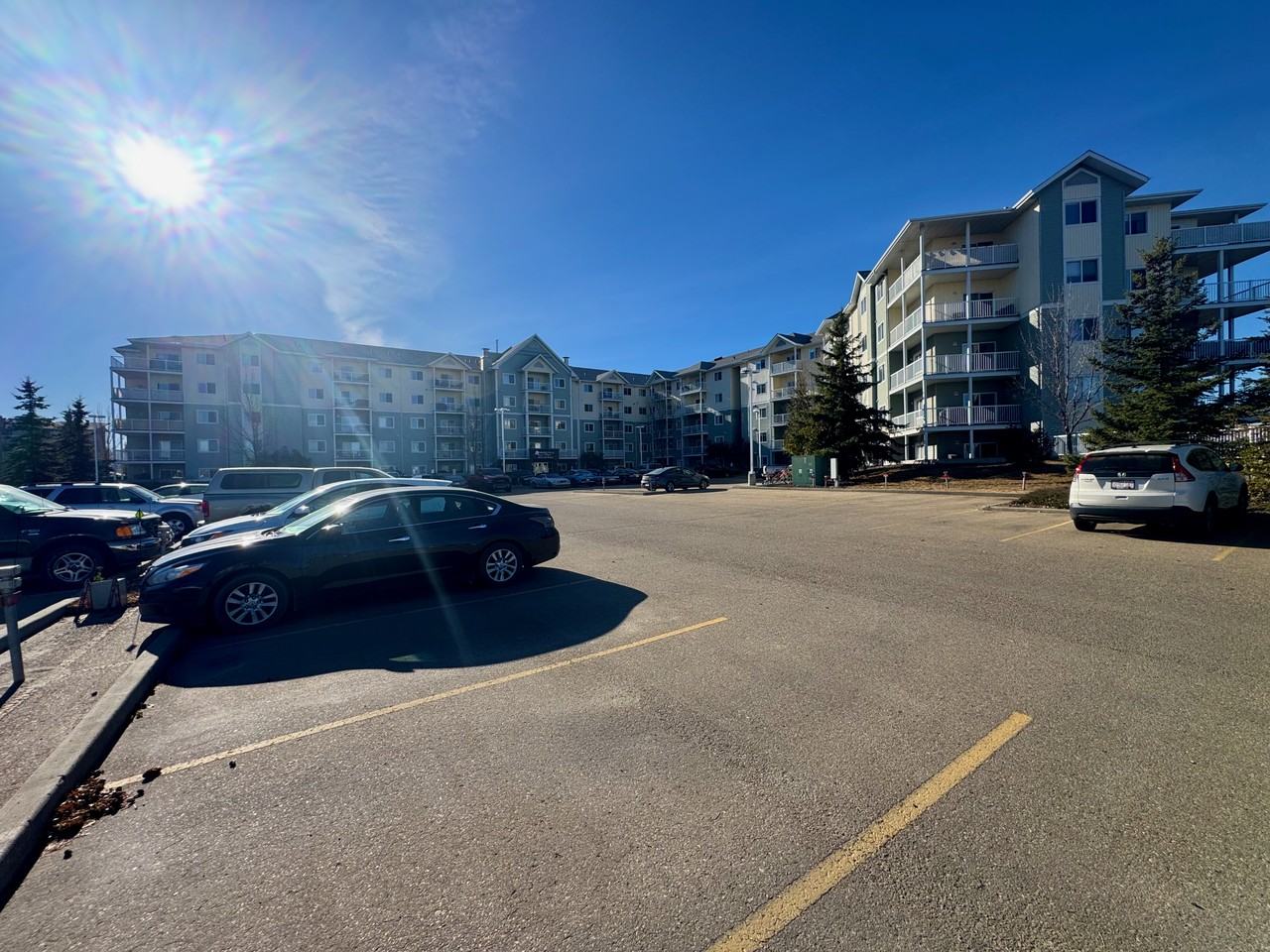 8600 107 Ave - Photo 3 of 23