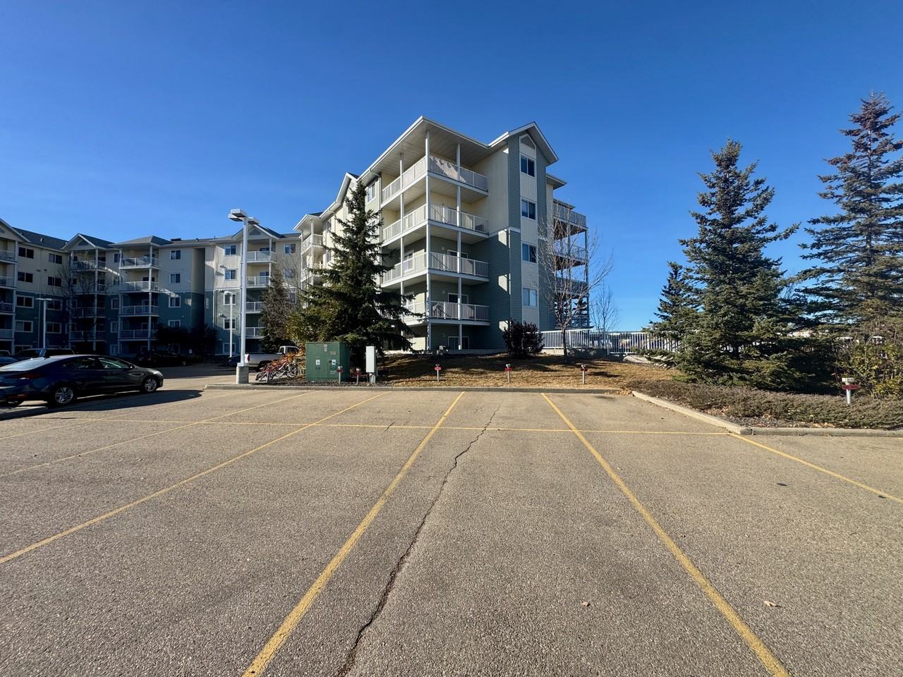 8600 107 Ave - Photo 2 of 23