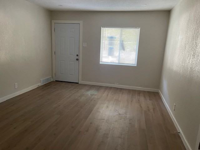 130 Ben Nevis Rd - Photo 5 of 13