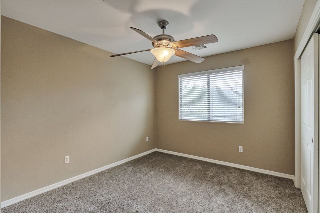 445 W Corte Planga - Photo 7 of 28