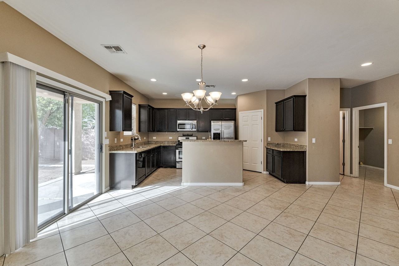 445 W Corte Planga - Photo 2 of 28