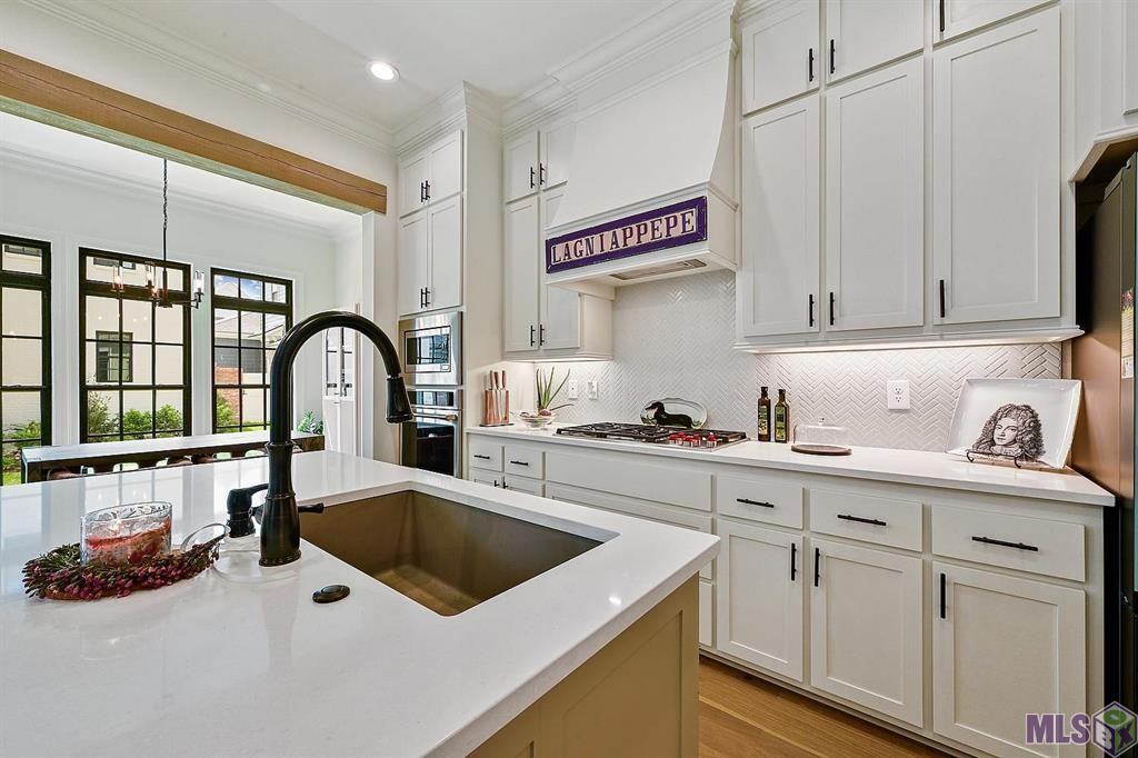 1829 Ville Marie St - Photo 2 of 15