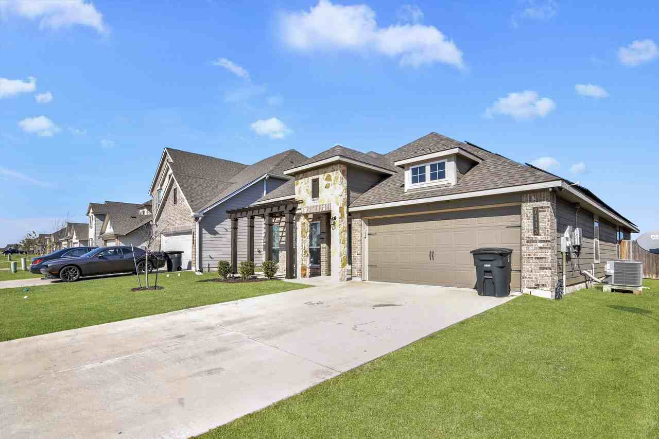 7113 Mcgregor Loop - Photo 3 of 21