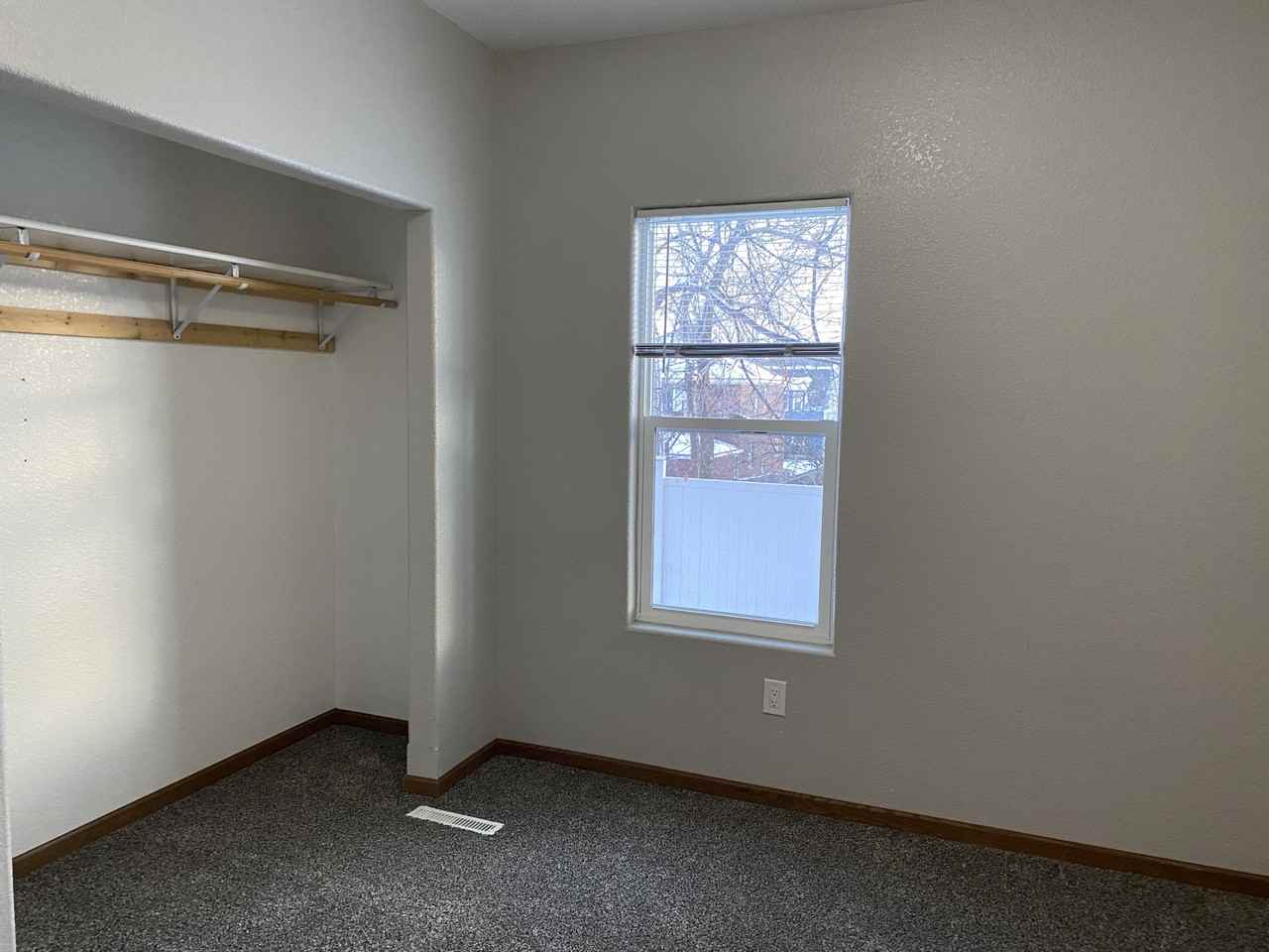 642 2nd Avenue Northwest - Photo 6 of 15