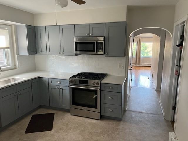 5454 5454 W Windsor Ave Unit West Windsor Ave. #2 - Photo 3 of 12