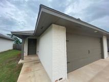 11418 N Lincoln Blvd - Photo 1 of 1