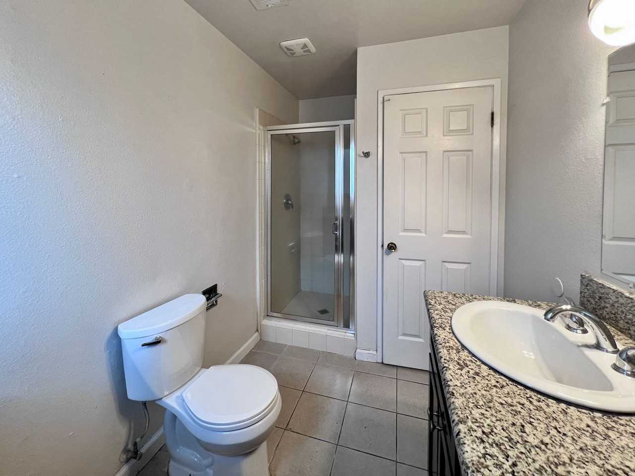 4122 N Cornelia Ave - Photo 6 of 18