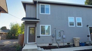 featured image of 815 Sw 8th St #1