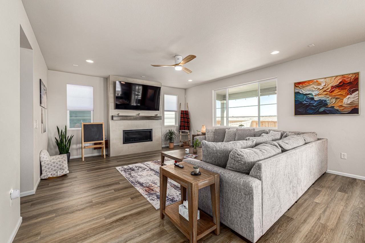 9096 Uravan Ct #NA - Photo 5 of 45