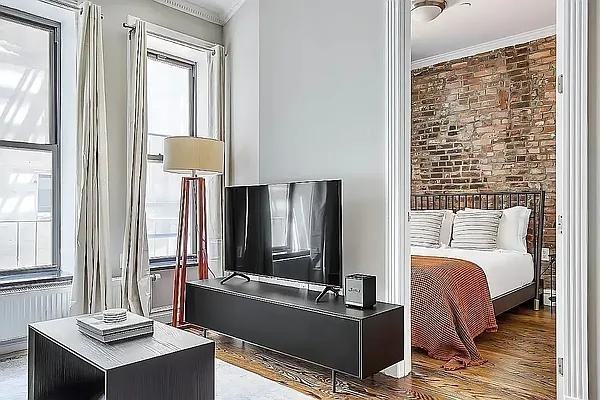 E 13th St #5F - Photo 2 of 18