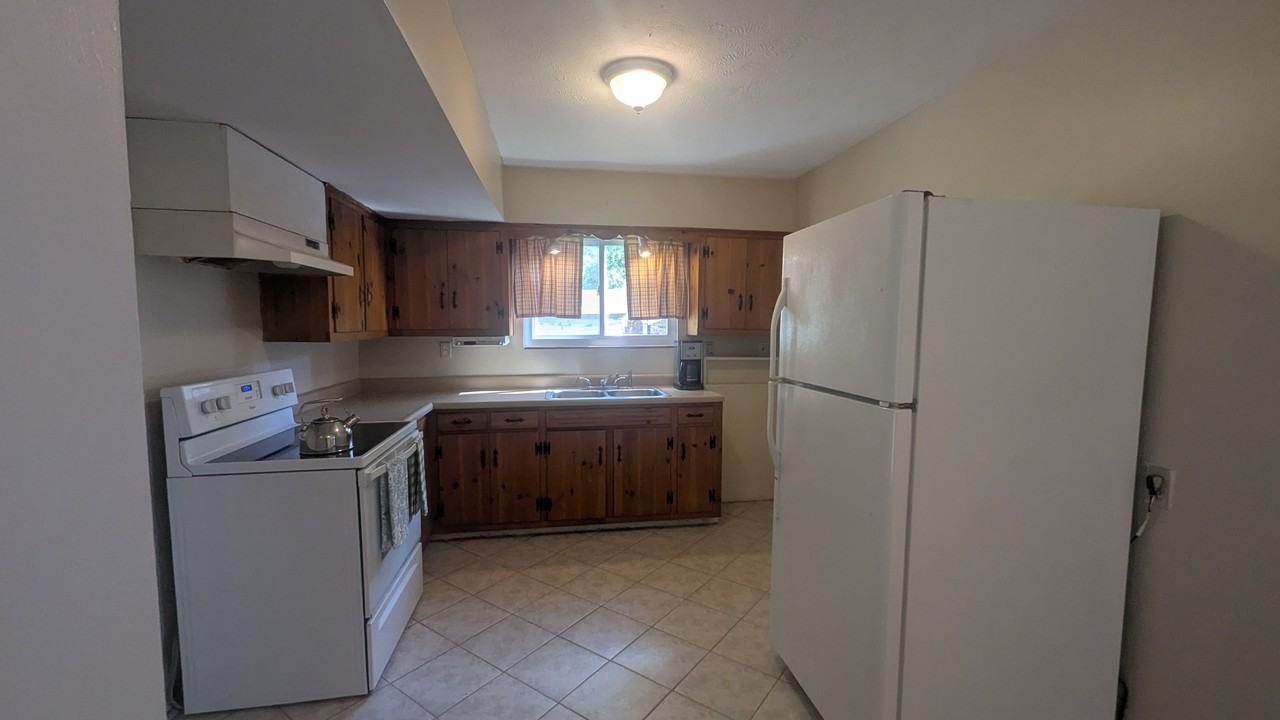 3039 Dow Drive - Photo 3 of 19