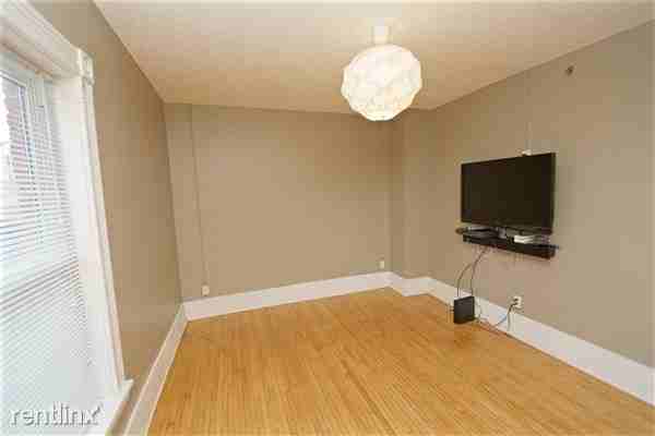 Historic Florence Court Apartments 1022 University Ave SE