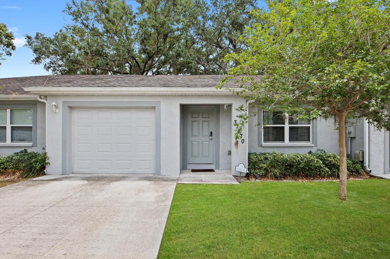 37770 Kelly B Ct - Photo 2 of 11