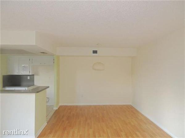 Royal Palm at Plantation - Photo 3 of 10