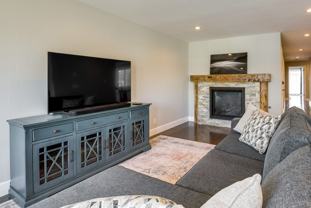 4631 Irving St - Photo 1 of 1