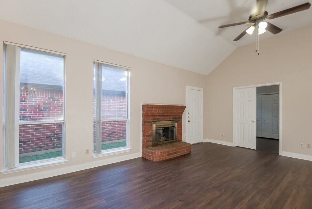 2221 Baretta Dr - Photo 3 of 16