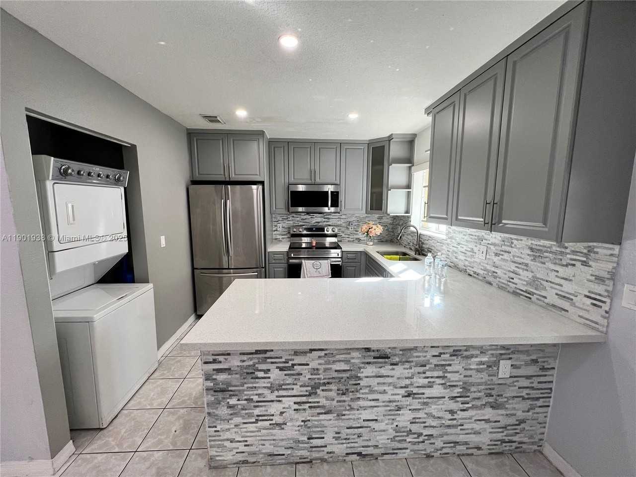 10644 Northwest 87th Court #10644 - Photo 2 of 10