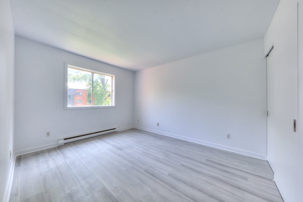 90 Boulevard Jean-Paul-Vincent #24 - Photo 6 of 7