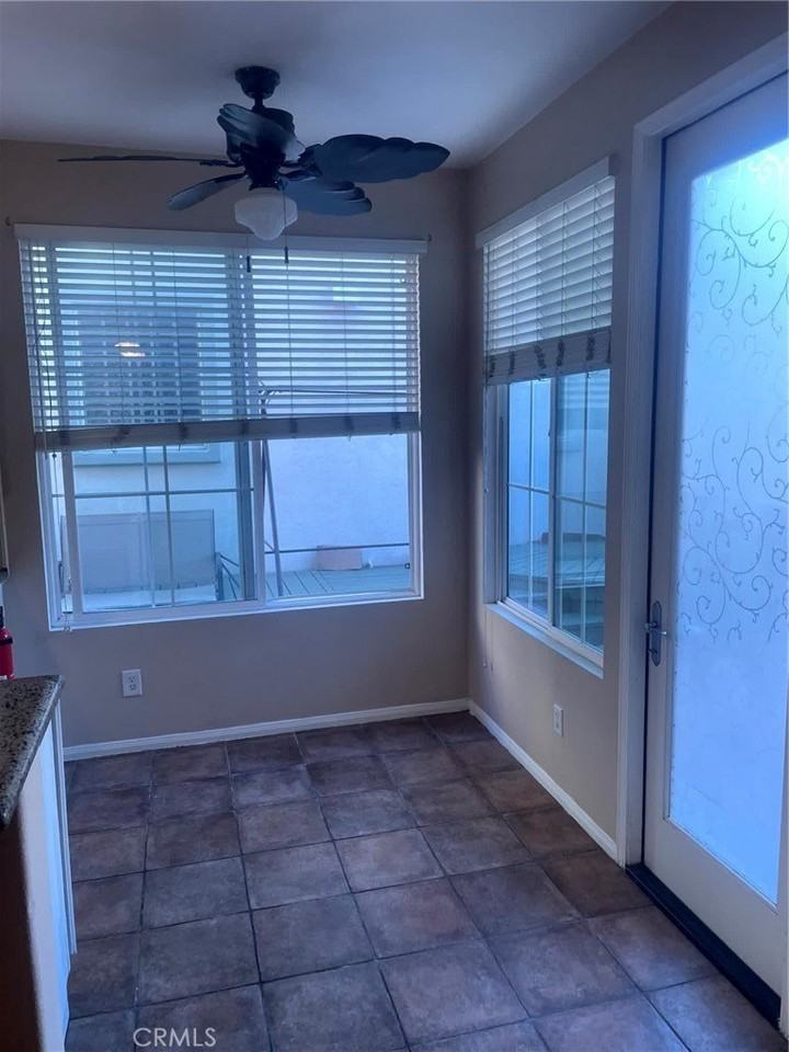 27664 Cobblestone Ct - Photo 7 of 25