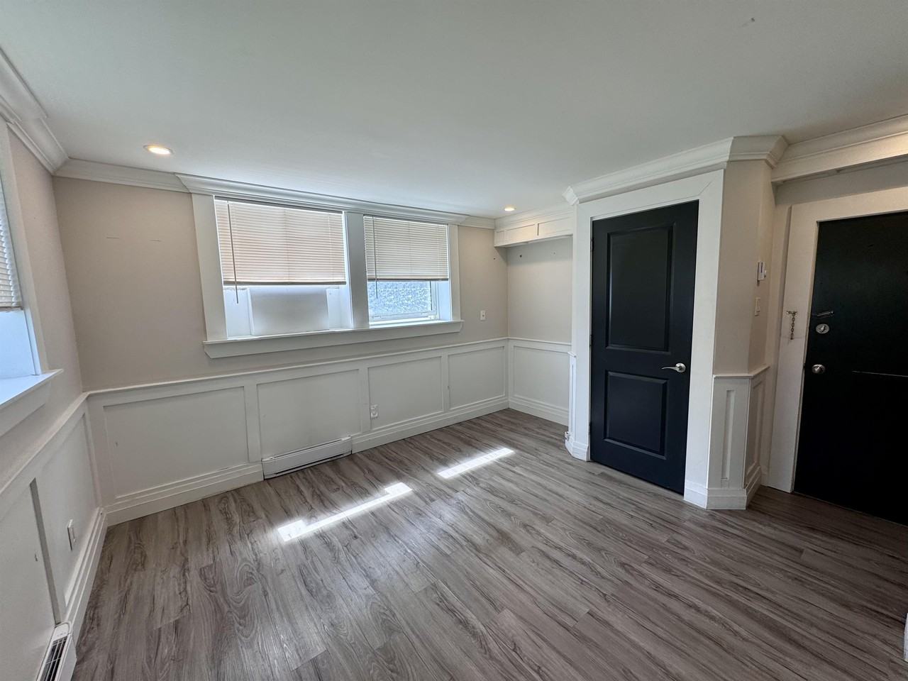 1495 Gladstone Ave #107 - Photo 4 of 8