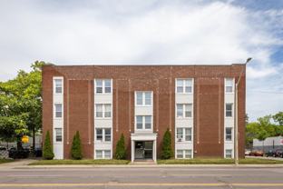 1518 University Ave W #6 - Photo 1 of 1