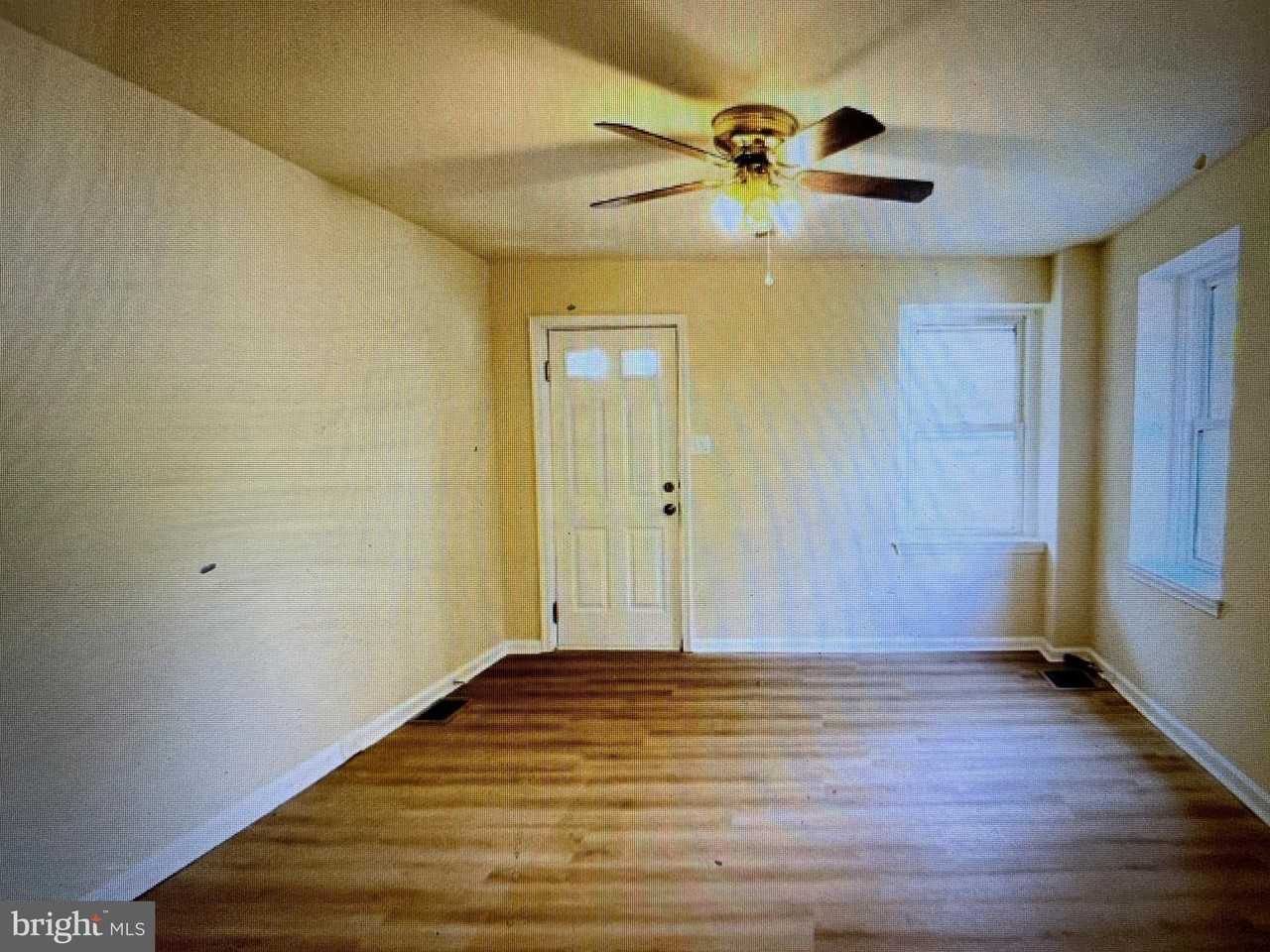 617 3rd Street - Photo 3 of 17