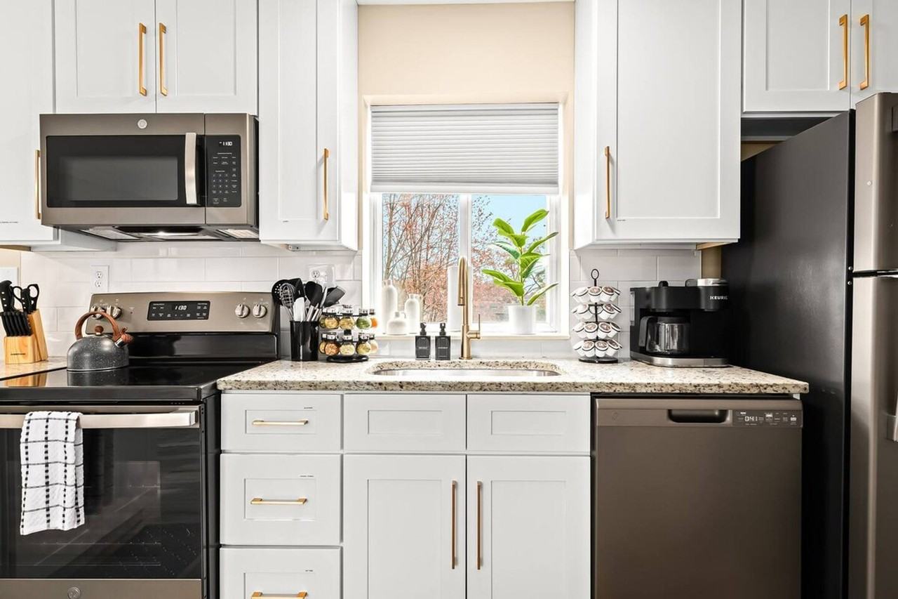 27850 Gratiot Ave #1032354P - Photo 6 of 32