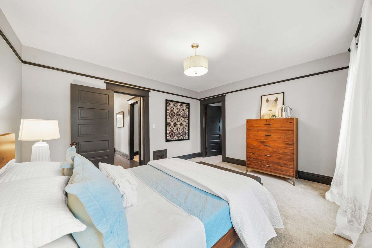 3820 Se Belmont St #1309865P - Photo 7 of 46