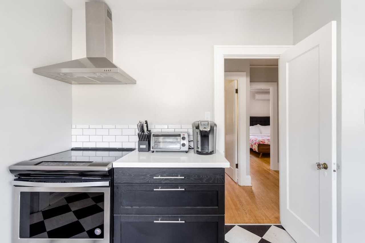 5016 Ne 29th Ave #1309850P - Photo 7 of 33