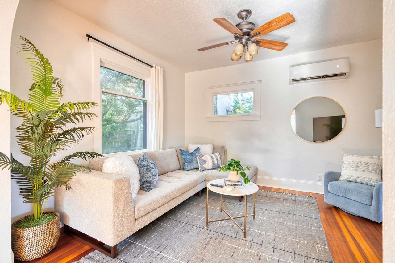 4500 Northeast Garfield Avenue - Photo 6 of 76