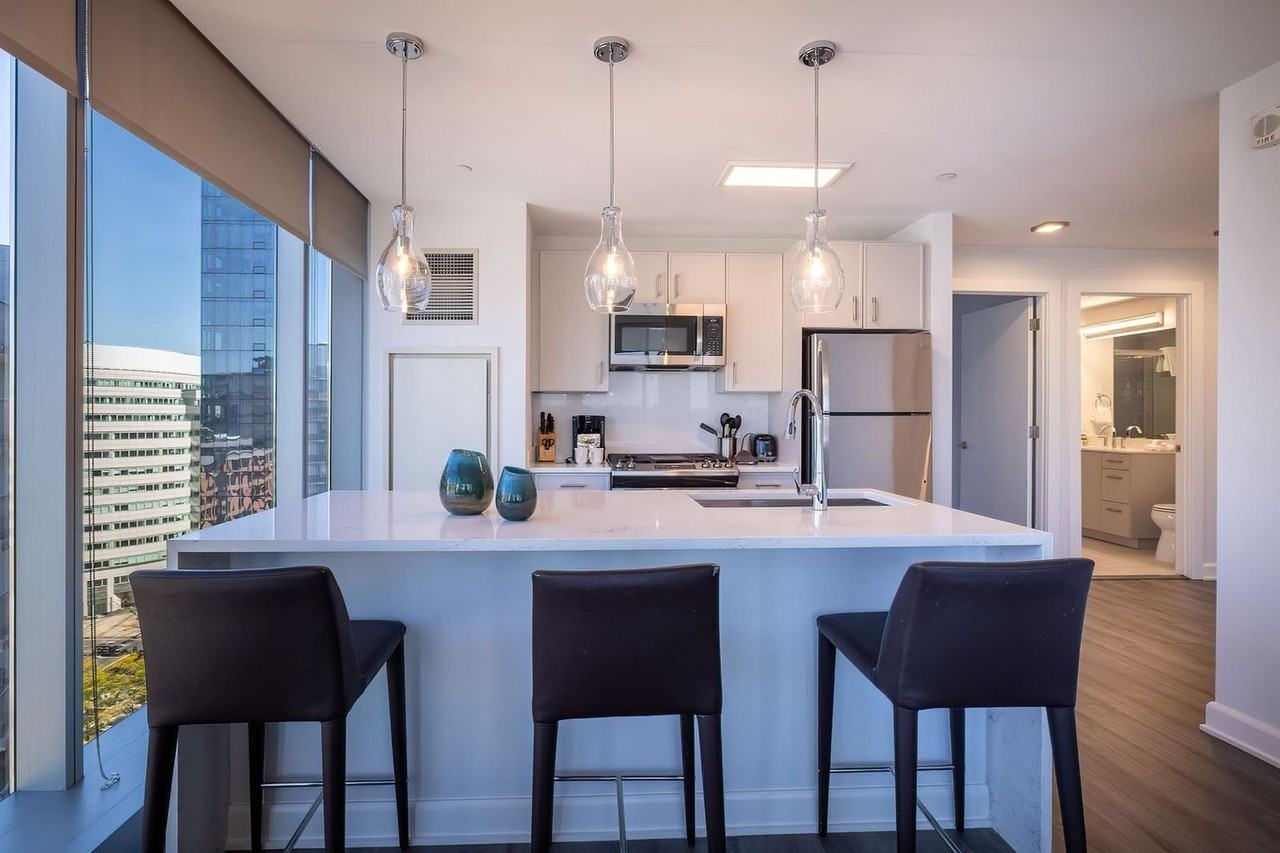 405 Atlantic St #1323699P - Photo 4 of 17