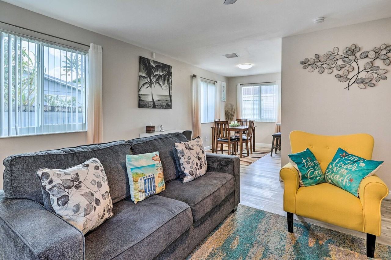 19662 Sw 120th Ave #1307385P - Photo 2 of 25