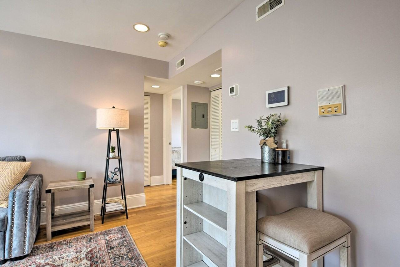 7423 N Sheridan Rd #1305673P - Photo 7 of 24