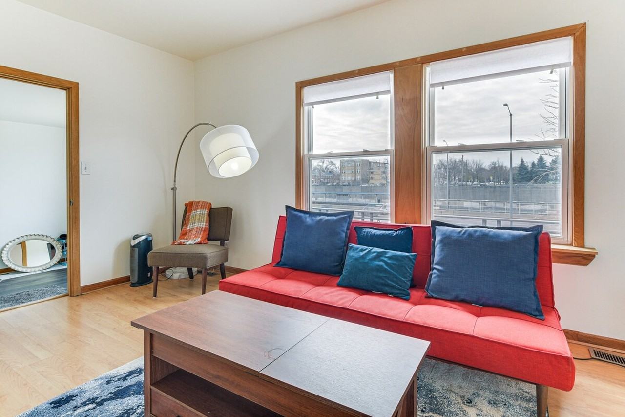 927 Flournoy St #1306514P - Photo 3 of 24