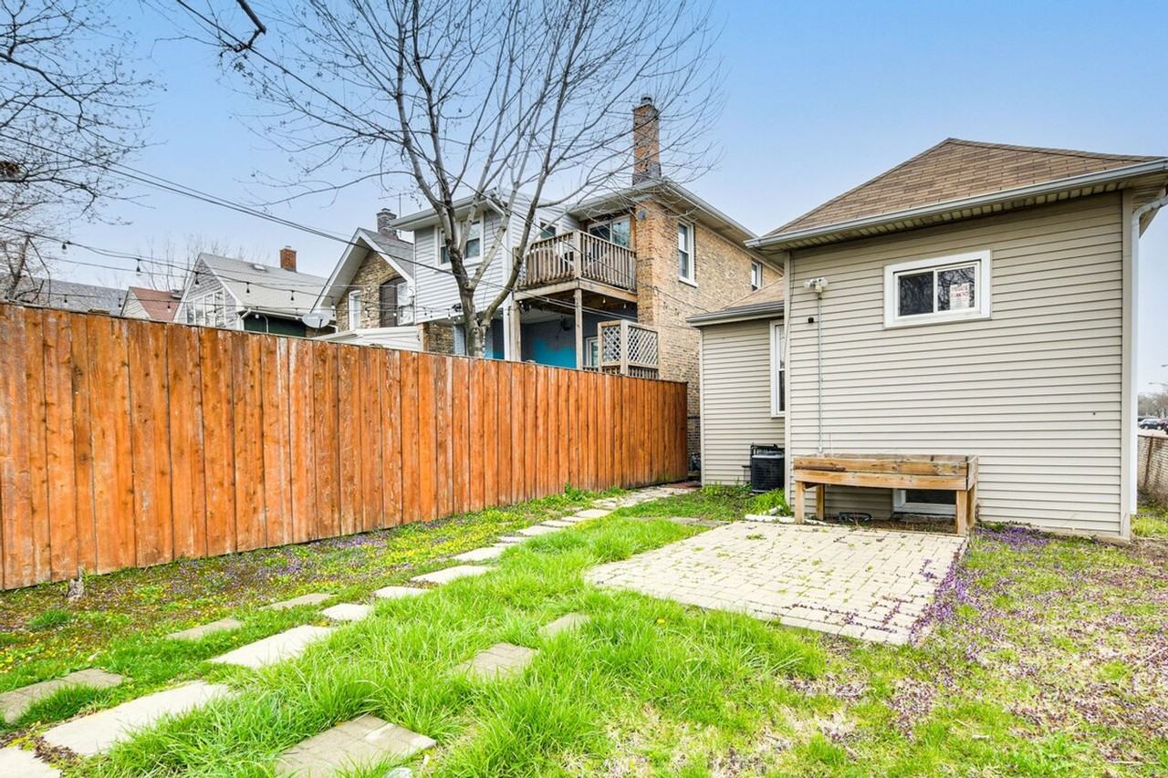 927 Flournoy St #1306514P - Photo 5 of 24