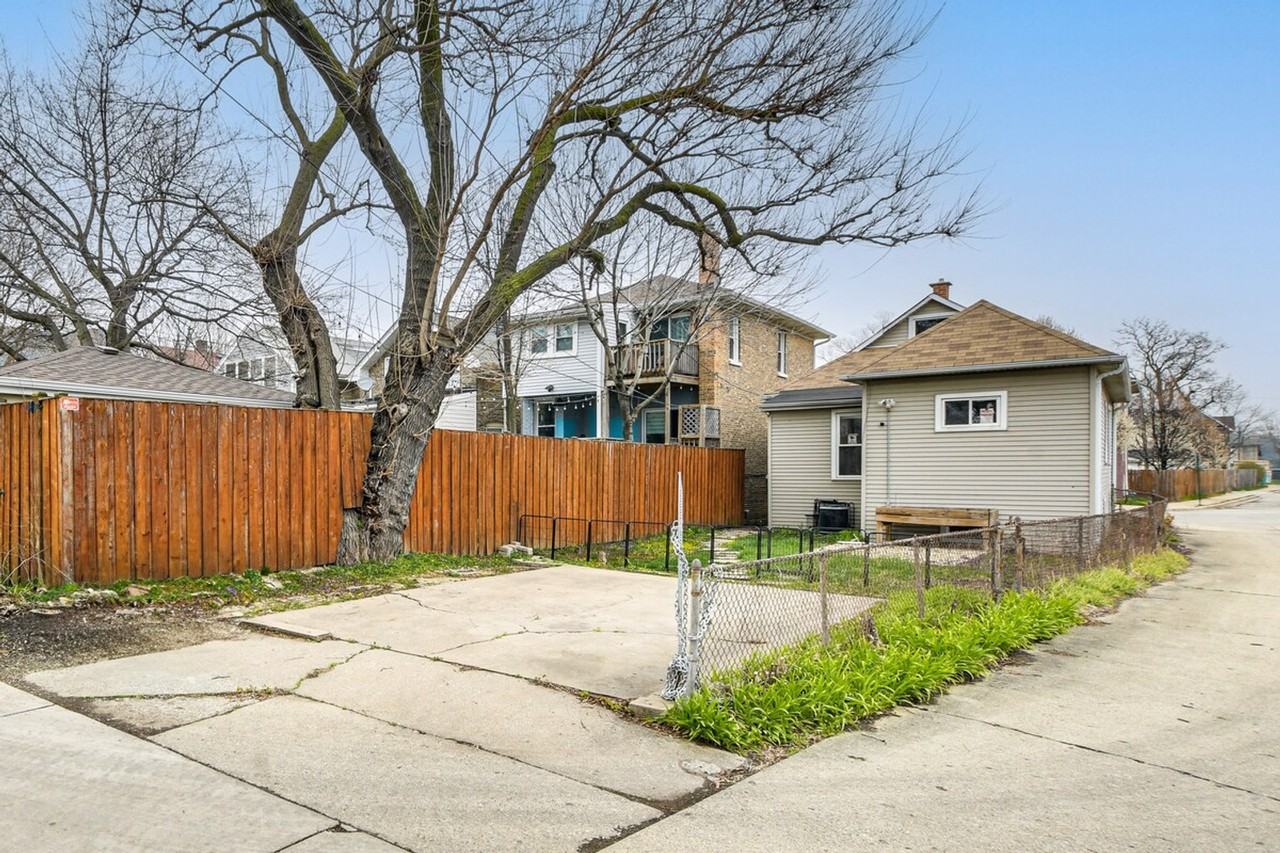 927 Flournoy St #1306514P - Photo 7 of 24