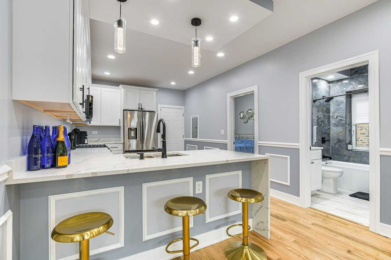 1034 N Drake Ave #1306867P - Photo 6 of 24