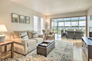 featured image of 2606 Bayview Drive