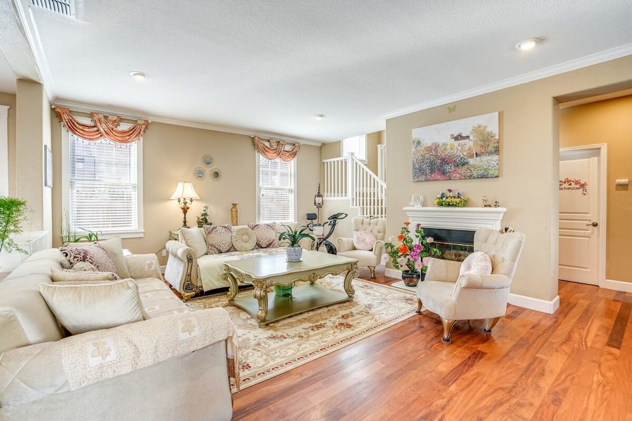 1148 Promenade St #1304980P - Photo 3 of 38