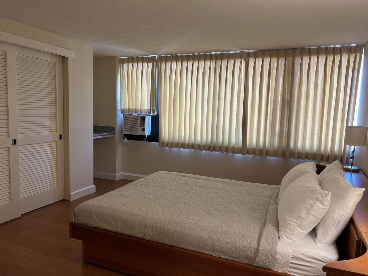 343 Hobron Ln #1327706P - Photo 6 of 24