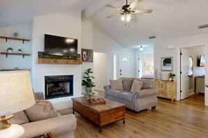 featured image of 1815 Gettysburg Ln