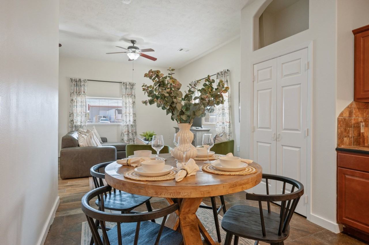 6166 Imperial Loop #1328080P - Photo 4 of 29