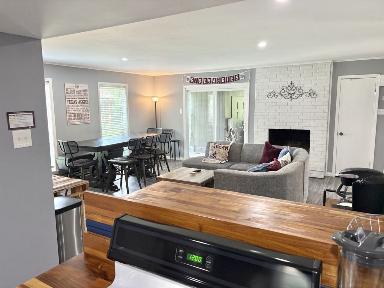 1105 Glade St #1328055P - Photo 6 of 40