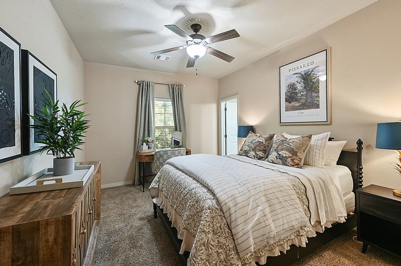 1416 Crescent Ridge Dr #1328076P - Photo 5 of 50