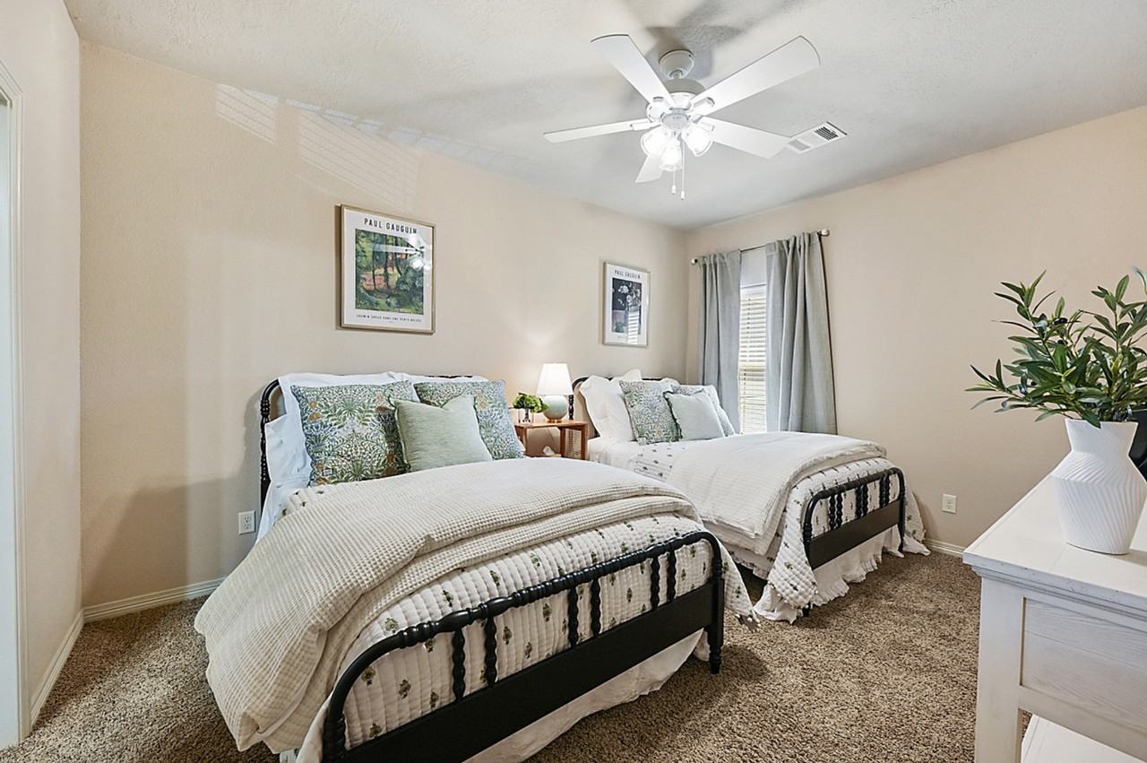 1416 Crescent Ridge Dr #1328076P - Photo 7 of 50